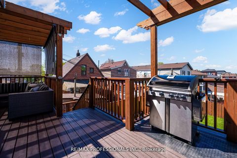 Photo 13 at 372 Silverthorn Avenue, Eglinton West, Toronto