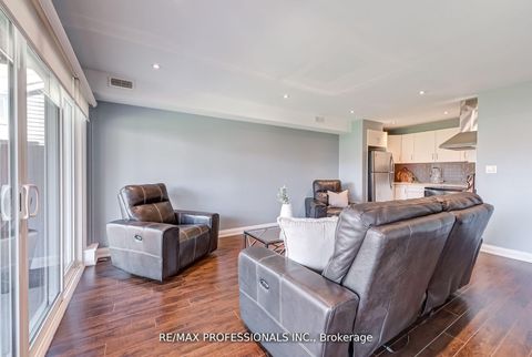 Photo 39 at 372 Silverthorn Avenue, Eglinton West, Toronto