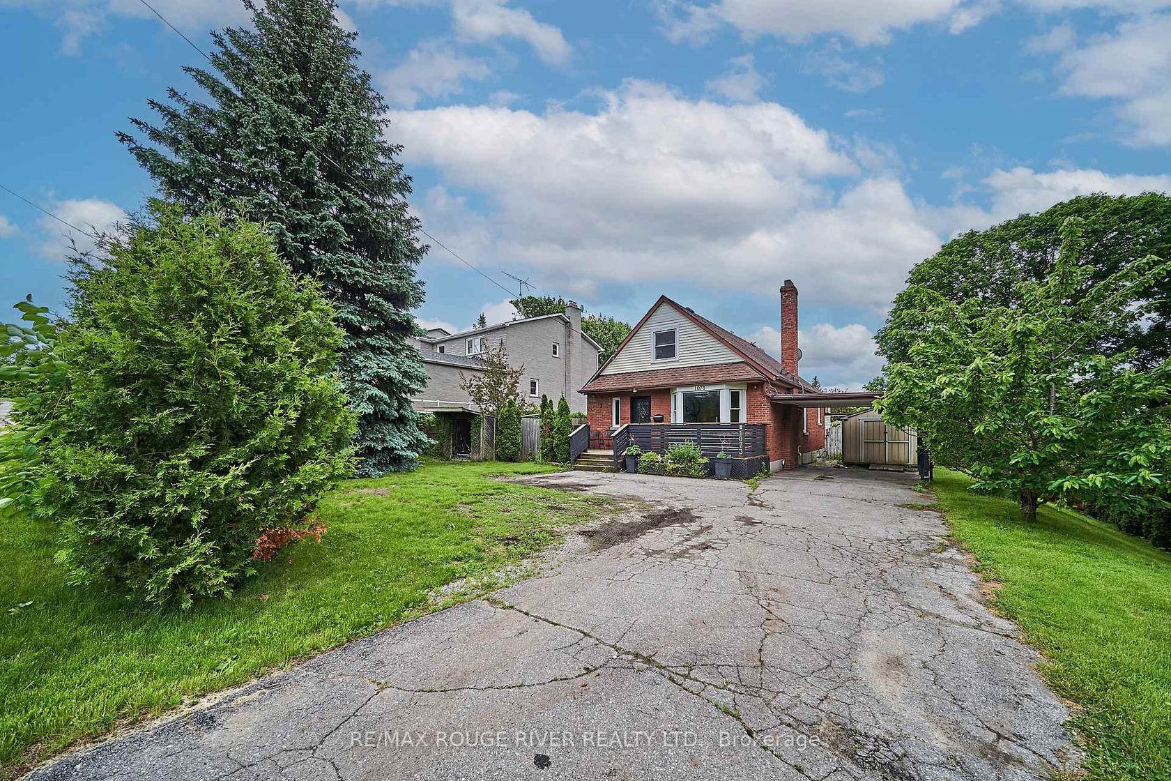 1073 King Street E, Donevan, Oshawa 