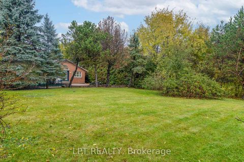 Photo 34 at 35 Dennis Drive, King City, King