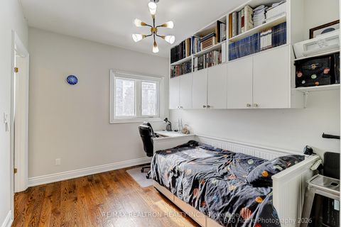 Photo 16 at 7 Stadacona Drive, Lawrence, Toronto