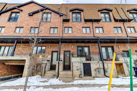 Photo 24 at 7 Stadacona Drive, Lawrence, Toronto