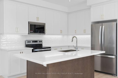 Photo 3 at 197 Durham Avenue, Rural Barrie Southeast, Barrie