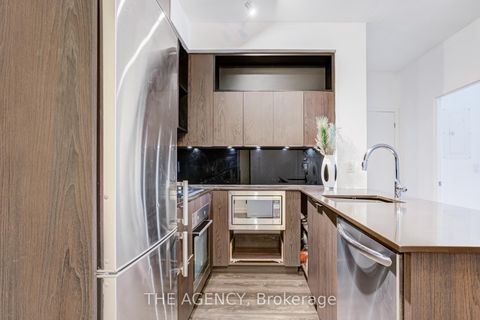 Photo 4 at 413 - 200 Sackville Street, Regent Park, Toronto