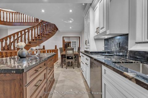 Photo 9 at 116 Goulding Avenue, Newtonbrook West, Toronto
