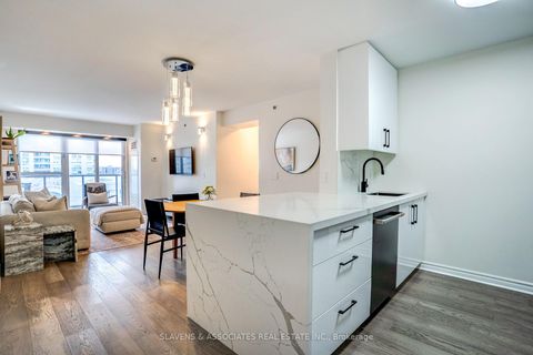 Photo 5 at 630 - 35 Saranac Boulevard, Lawrence, Toronto