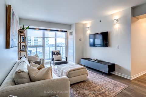 Photo 13 at 630 - 35 Saranac Boulevard, Lawrence, Toronto