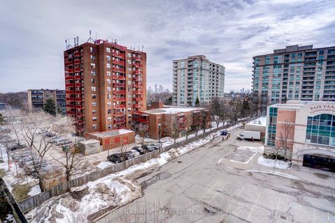 Photo 31 at 630 - 35 Saranac Boulevard, Lawrence, Toronto