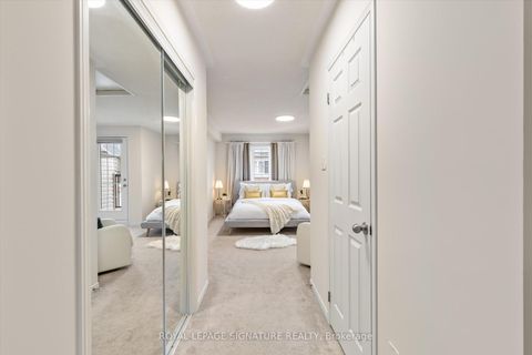 Photo 14 at 264 - 33 Glenstal Path, Windfields, Oshawa