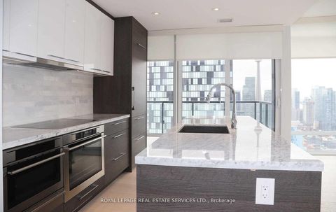 Photo 6 at 2910 - 488 University Avenue, Chinatown, Toronto