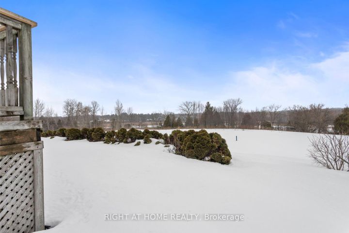 Photo 6 at 295 Waterbury Crescent, Port Perry, Scugog