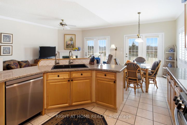 Photo 10 at 295 Waterbury Crescent, Port Perry, Scugog