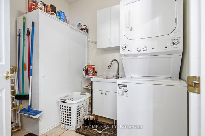 Photo 48 at 295 Waterbury Crescent, Port Perry, Scugog