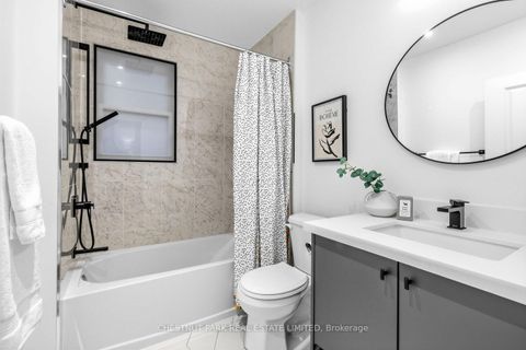 Photo 17 at 736 Glencairn Avenue, Lawrence, Toronto