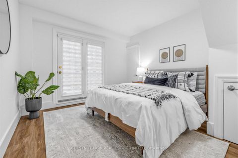 Photo 19 at 736 Glencairn Avenue, Lawrence, Toronto