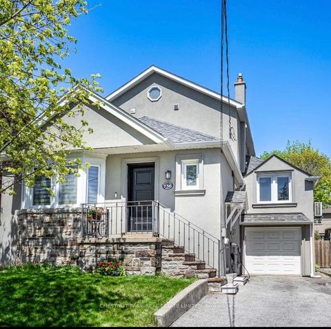 Photo 39 at 736 Glencairn Avenue, Lawrence, Toronto