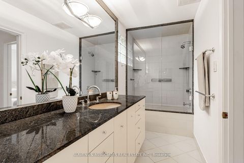 Photo 31 at 123 Lord Seaton Road, Windfields, Toronto