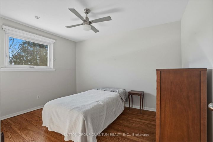 Photo 28 at 1814 Barsuda Drive, Clarkson, Mississauga