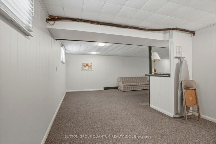 Photo 37 at 1814 Barsuda Drive, Clarkson, Mississauga