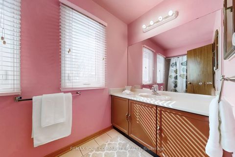 Photo 27 at 142 Waterside Crescent, Maple, Vaughan