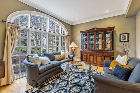 Photo 5 at 34 Garden Avenue, South Richvale, Richmond Hill