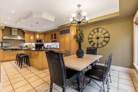 Photo 9 at 34 Garden Avenue, South Richvale, Richmond Hill