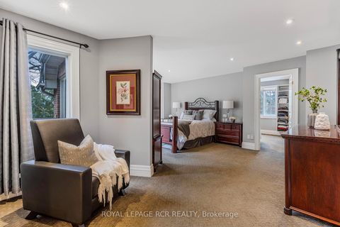 Photo 13 at 34 Garden Avenue, South Richvale, Richmond Hill