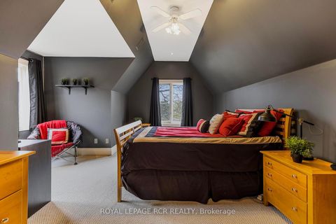 Photo 22 at 34 Garden Avenue, South Richvale, Richmond Hill