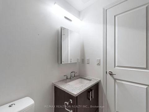 Photo 24 at 302A - 9088 Yonge Street, South Richvale, Richmond Hill