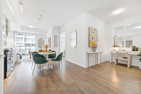 Photo 11 at 1014 - 50 Dunfield Avenue, Mount Pleasant West, Toronto