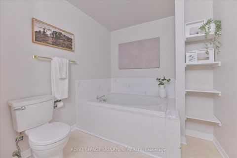 Photo 15 at 6 - 6157 Kingston Road, Centennial Scarborough, Toronto