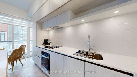 Photo 16 at 1403 - 15 David Eyer Road, Rural Richmond Hill, Richmond Hill