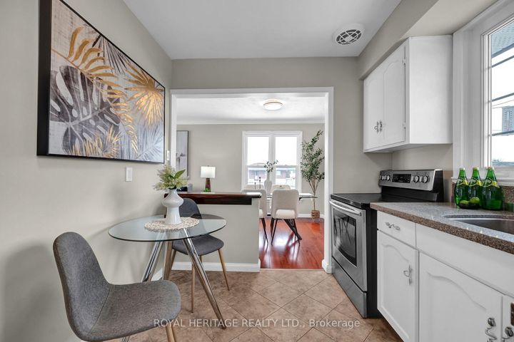 Photo 9 at 465 Milton Street, Donevan, Oshawa