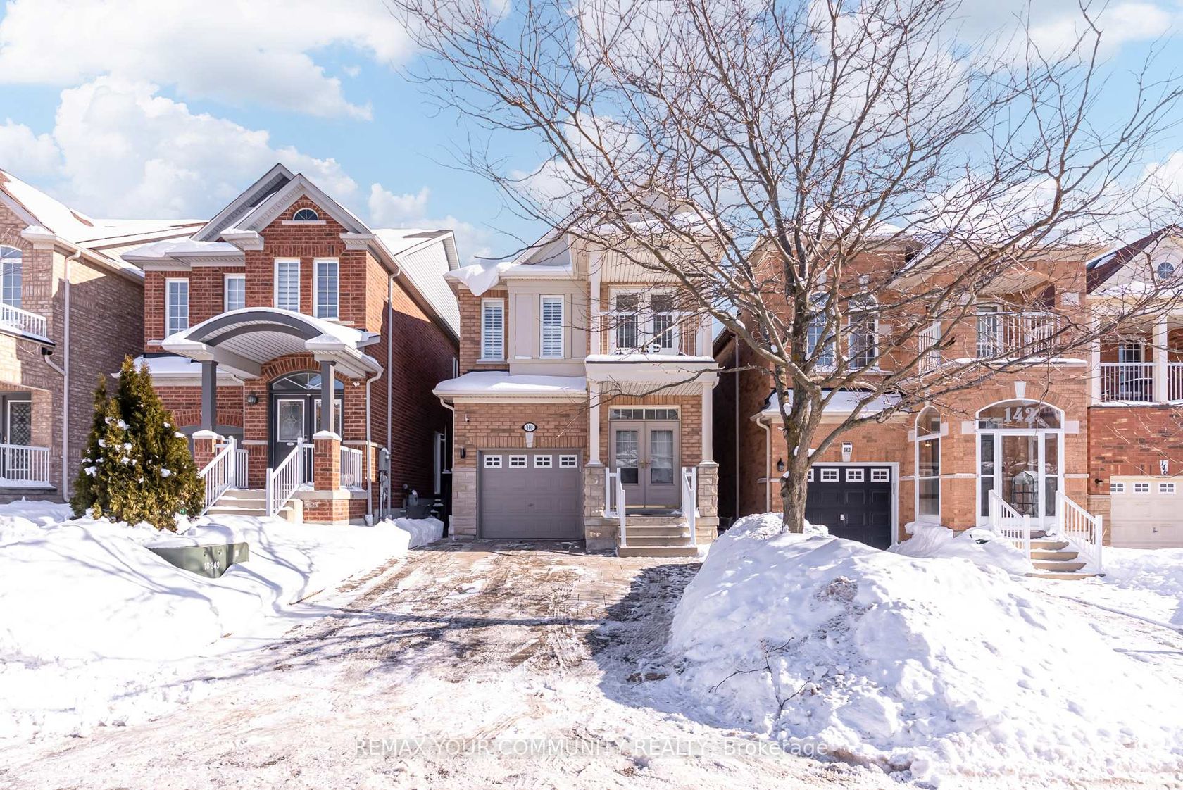 140 Laramie Crescent, Patterson, Vaughan photo number 2