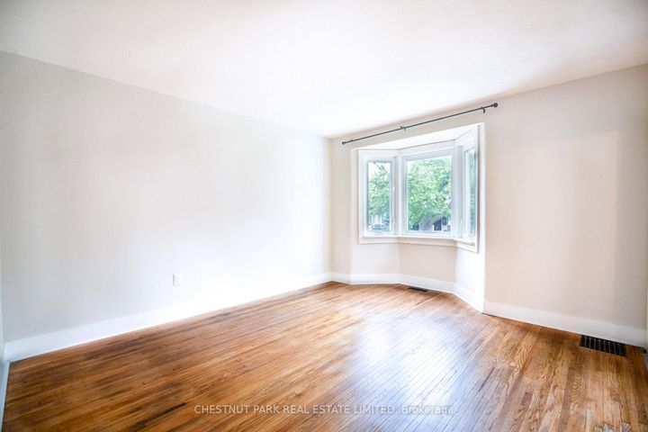 Photo 3 at 174 Gibbons Street, McLaughlin, Oshawa