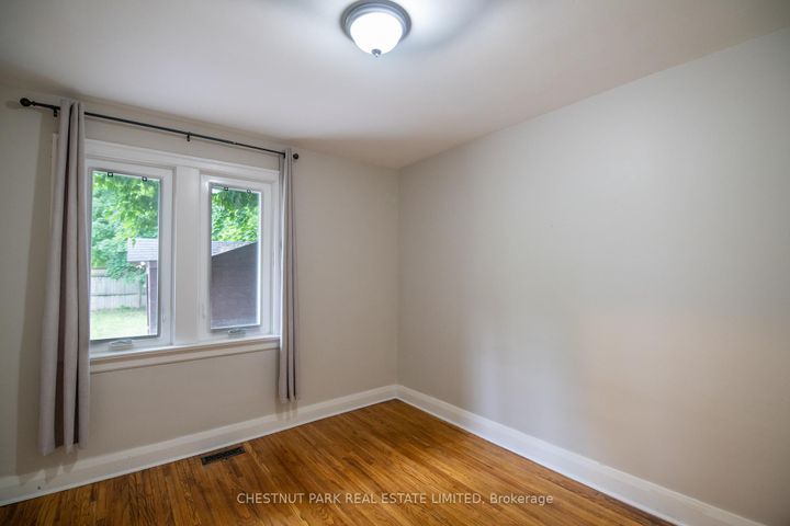 Photo 9 at 174 Gibbons Street, McLaughlin, Oshawa