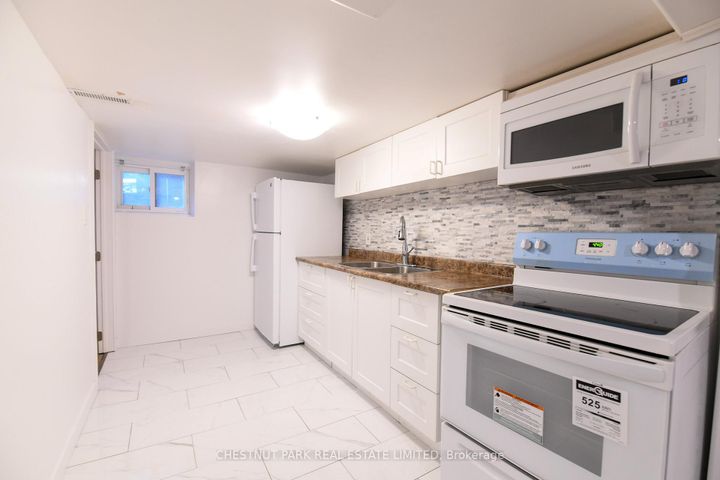 Photo 17 at 174 Gibbons Street, McLaughlin, Oshawa