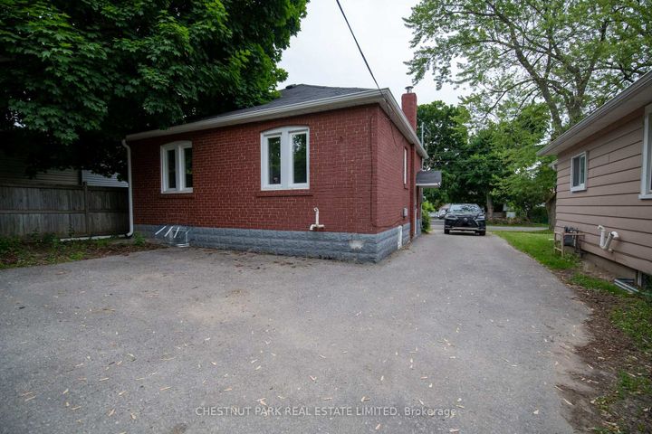 Photo 23 at 174 Gibbons Street, McLaughlin, Oshawa