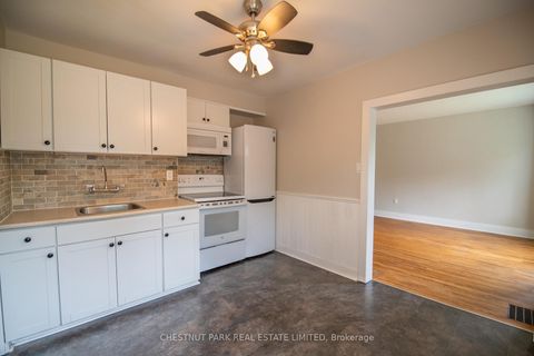 Photo 5 at 174 Gibbons Street, McLaughlin, Oshawa