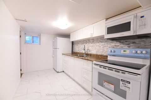 Photo 17 at 174 Gibbons Street, McLaughlin, Oshawa