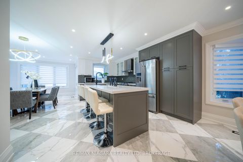 Photo 10 at 18 Mountbatten Road, Humber Heights, Toronto
