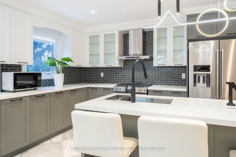 Photo 11 at 18 Mountbatten Road, Humber Heights, Toronto