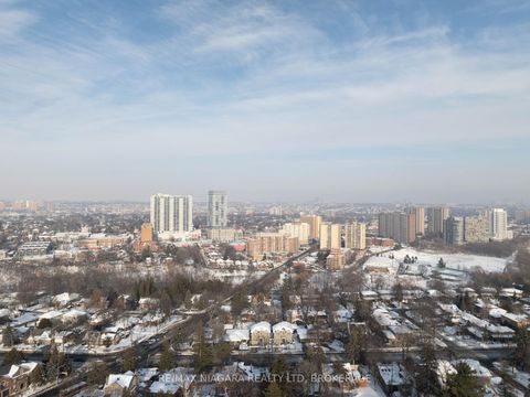 Photo 48 at 18 Mountbatten Road, Humber Heights, Toronto