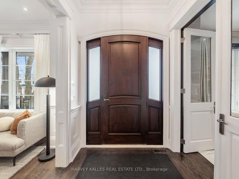 Photo 3 at 190 Carmichael Avenue, Nortown, Toronto