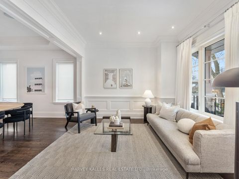 Photo 6 at 190 Carmichael Avenue, Nortown, Toronto