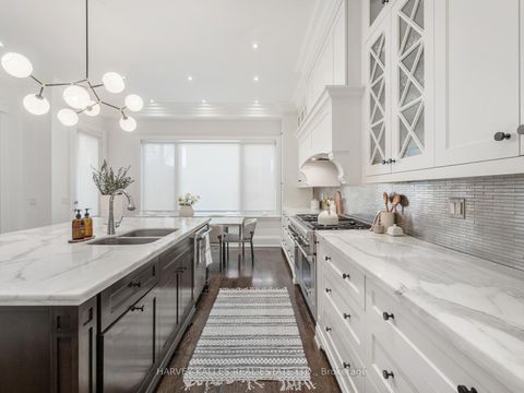 Photo 14 at 190 Carmichael Avenue, Nortown, Toronto