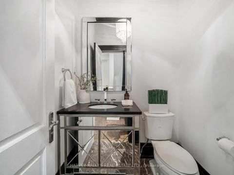 Photo 21 at 190 Carmichael Avenue, Nortown, Toronto