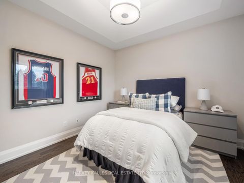 Photo 28 at 190 Carmichael Avenue, Nortown, Toronto