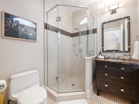 Photo 33 at 190 Carmichael Avenue, Nortown, Toronto