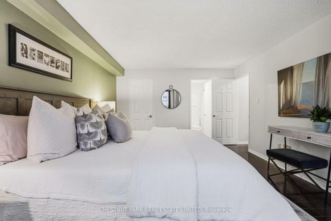 Photo 25 at 1206 - 211 St Patrick Street, Chinatown, Toronto